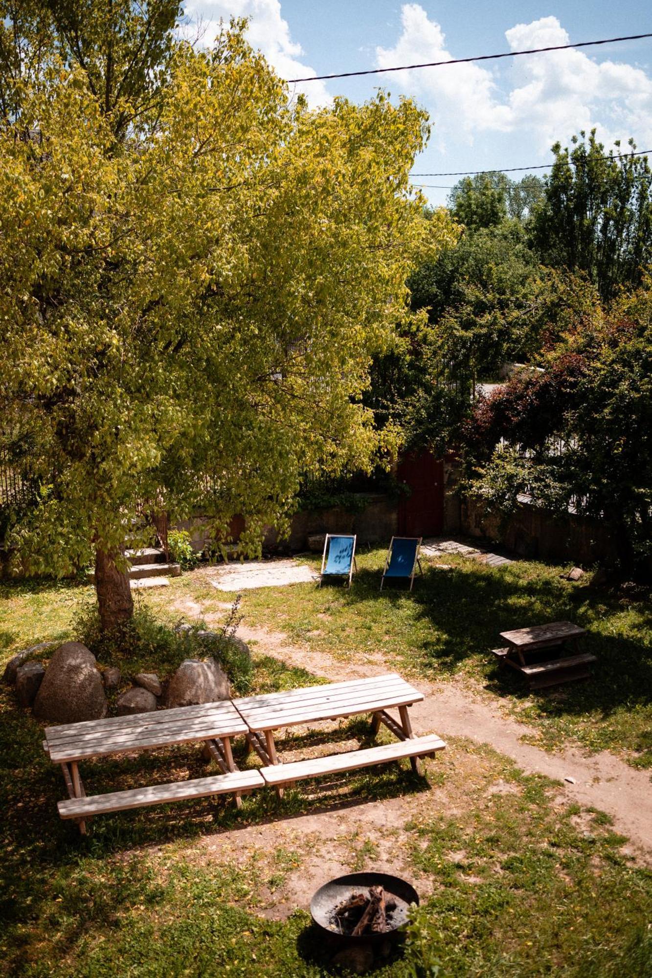 La Grande Maison Rouge Angoustrine Εξωτερικό φωτογραφία